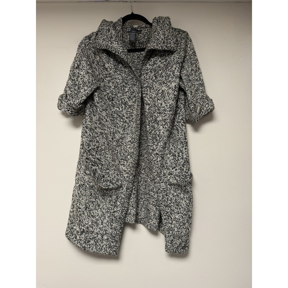Chelsea & Theodore‎ Women's Sweater
